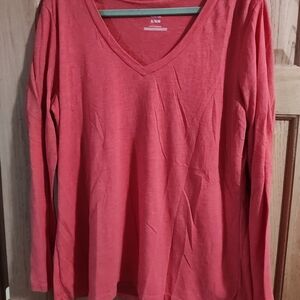 Old Navy Women's Coral V-Neck Long Sleeve Tee